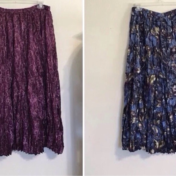 Dresses & Skirts - Elegant Purple and Blue Women's double sided Skirt. Size L/XL